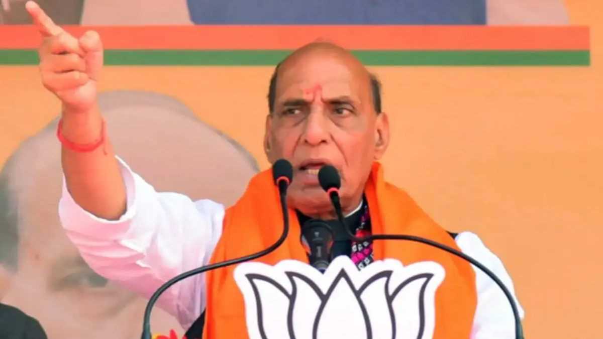 दिल्ली में झूठ की सरकार, आप नेता जनता को कर रहे गुमराह : राजनाथ सिंह